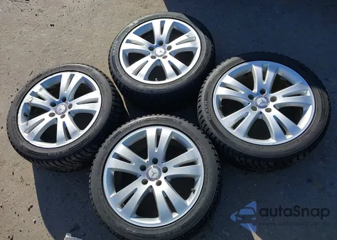 2009 Mercedes-Benz C 300 Luxury 4Matic/Sport 4Matic из США, поврежденный, VIN WDDGF81X09F291073